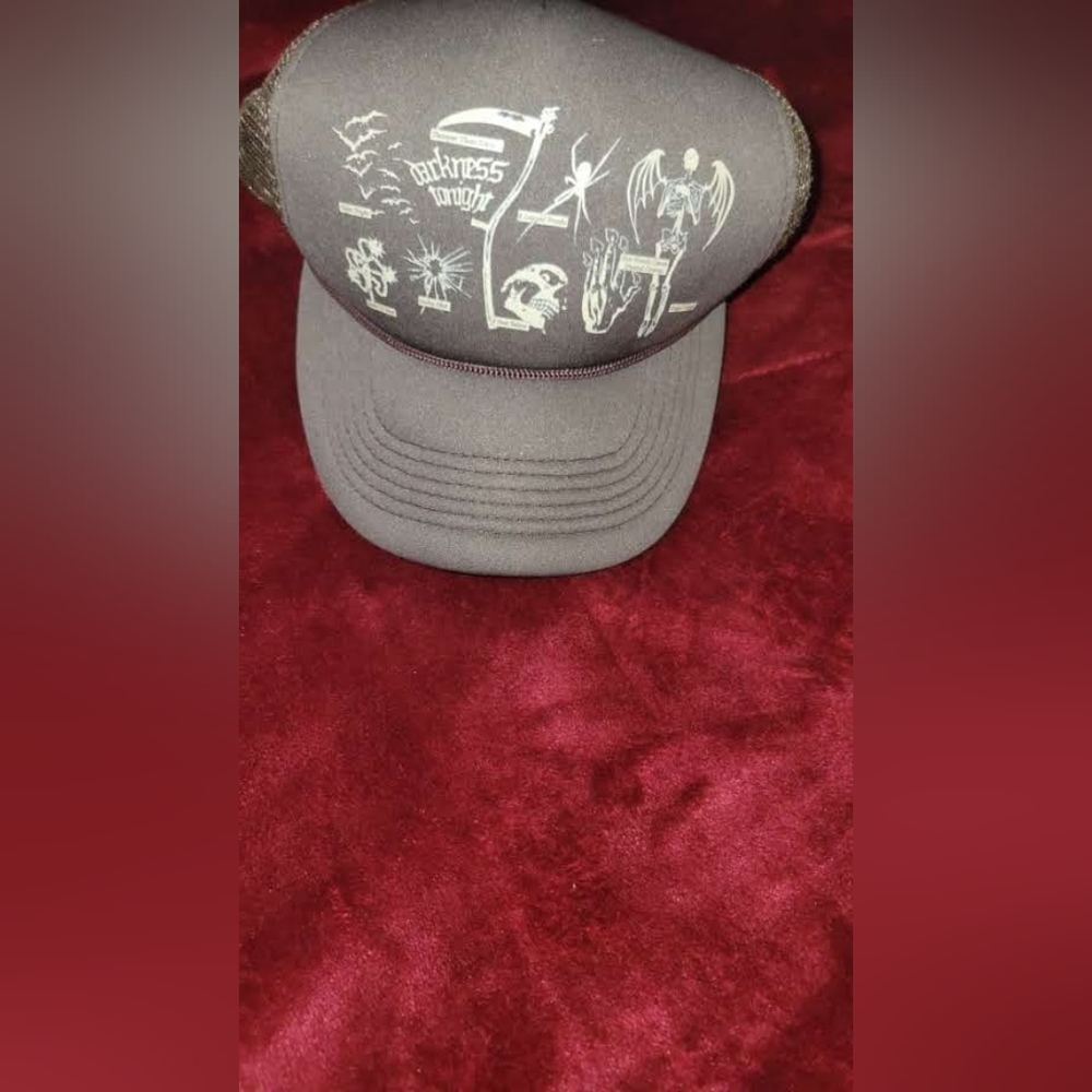 Snapback hat